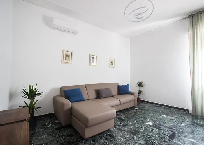 Il Centrale * لا سبيتسْيا