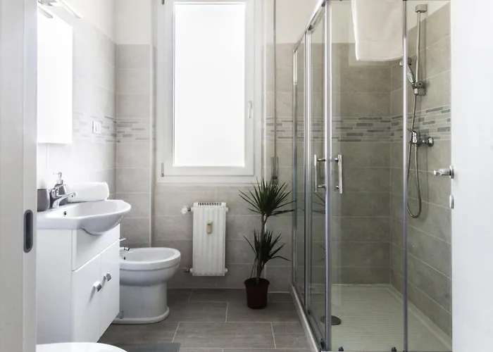 Il Centrale * لا سبيتسْيا